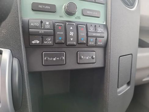 Used 2010 Honda Pilot EX-L image 17