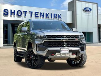 Used 2022 Chevrolet Suburban Z71 w/ Luxury Package AWD/4WD video 1