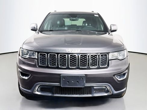 Used 2017 Jeep Grand Cherokee Limited image 2