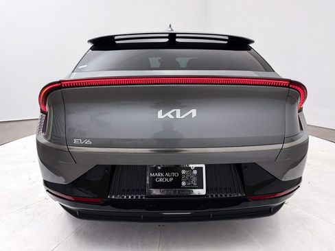Used 2022 Kia EV6 Wind image 17