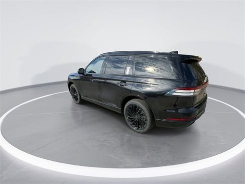 New 2026 Lincoln Aviator Reserve image 5