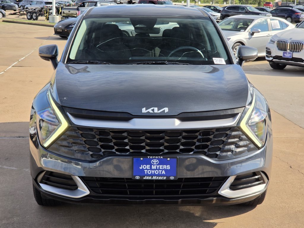 Used 2023 Kia Sportage LX FWD image 3