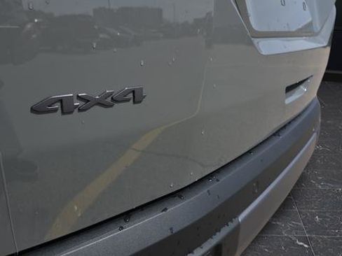 New 2026 Jeep Cherokee Limited image 40