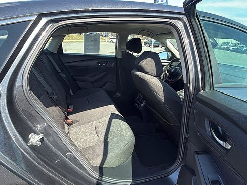 Used 2025 Honda Accord LX image 18