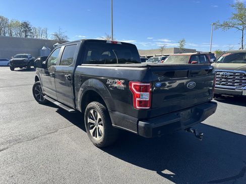 Used 2025 Toyota RAV4 XSE w/ Weather Package image 17