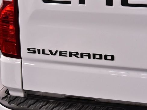 Used 2025 Chevrolet Silverado 1500 Custom w/ Turbomax Blackout Package AWD/4WD image 12