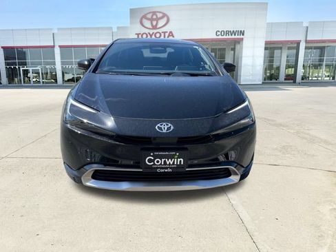 New 2026 Toyota Prius Plug-In Hybrid FWD image 9