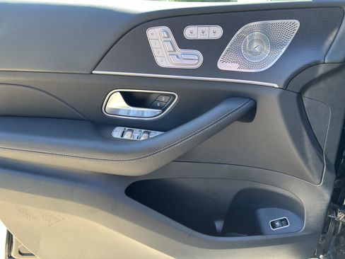 Certified 2025 Mercedes-Benz GLS 450 4MATIC image 14