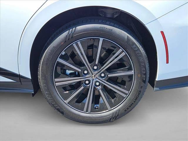New 2026 Lexus ES 350e FWD image 10