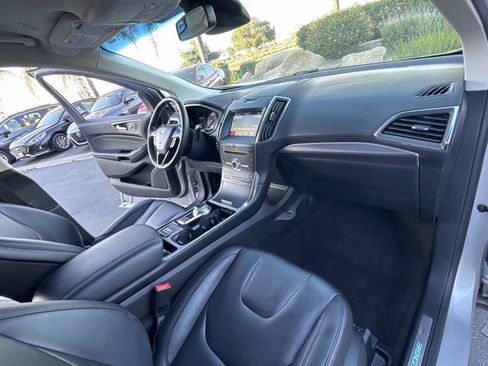Used 2019 Ford Edge Titanium w/ Cargo Accessory Package image 17