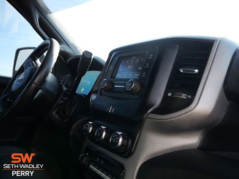 Used 2024 RAM 3500 Tradesman w/ Chrome Appearance Group image 14