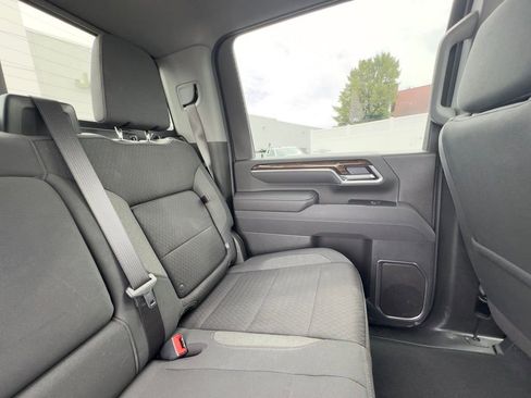 Used 2025 GMC Sierra 2500 SLE w/ SLE Value Package; image 25