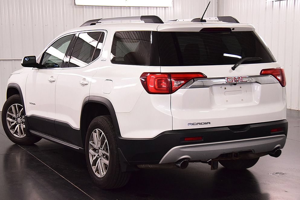 Used 2017 GMC Acadia SLE w/ LPO, Floor Liner Package FWD image 5