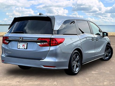 Used 2022 Honda Odyssey EX image 4