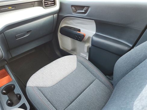 Used 2024 Ford Maverick XLT image 15