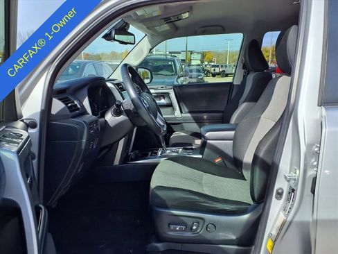 Used 2022 Toyota 4Runner SR5 image 18