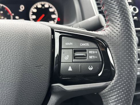 Used 2025 Honda Ridgeline Black Edition image 25