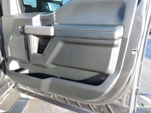 Used 2020 Ford F250 Platinum image 18