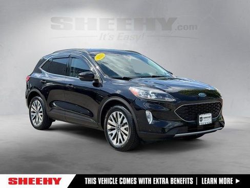 Certified 2020 Ford Escape Titanium AWD/4WD image 1