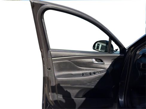 Used 2022 Hyundai Santa Fe SE image 20
