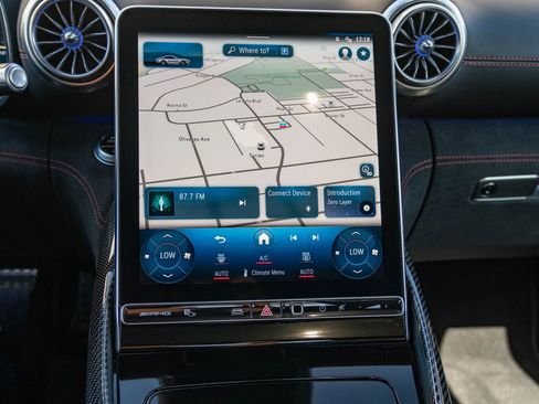 Used 2025 Mercedes-Benz AMG GT 63 image 19