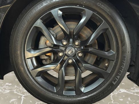 Used 2016 Nissan 370Z Coupe RWD image 13