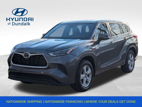 Used 2023 Toyota Highlander L image 1