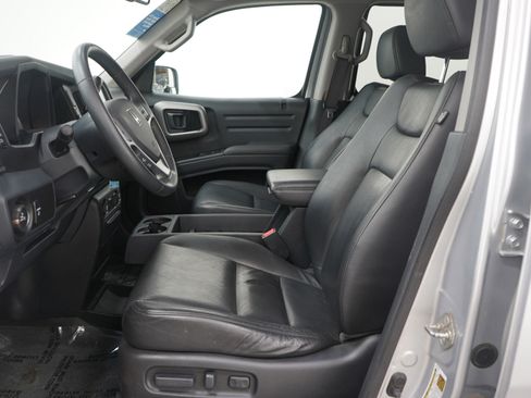 Used 2014 Honda Ridgeline SE image 22