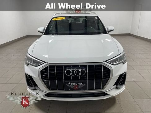 Used 2024 Audi Q3 2.0T Premium AWD/4WD image 2