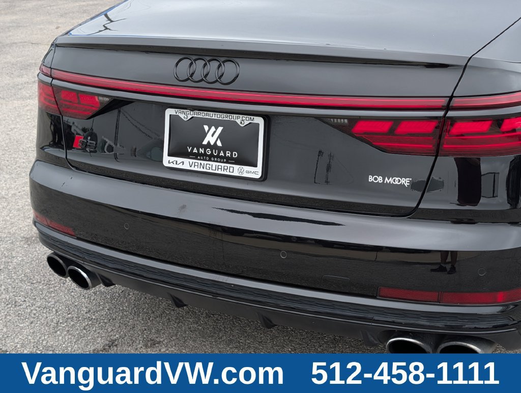 Used 2021 Audi S8 L w/ S8 Executive Package AWD/4WD image 8