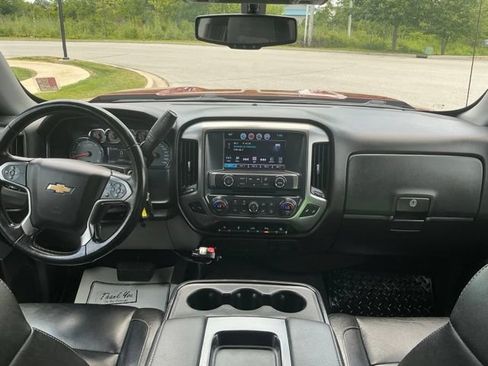 Used 2018 Chevrolet Silverado 1500 LT w/ All Star Edition AWD/4WD image 22