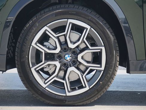 Used 2025 BMW X1 xDrive28i w/ Premium Package image 5