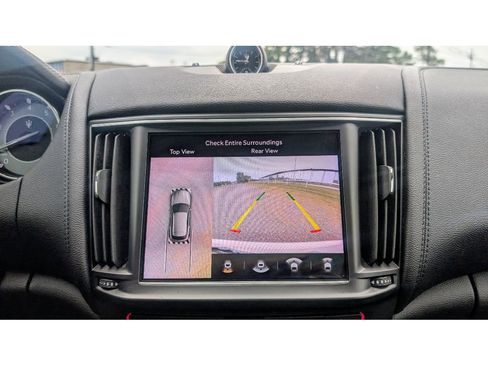 Used 2022 Maserati Levante GT image 22