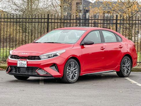 Used 2024 Kia Forte GT-Line w/ GT-Line Premium Package image 8