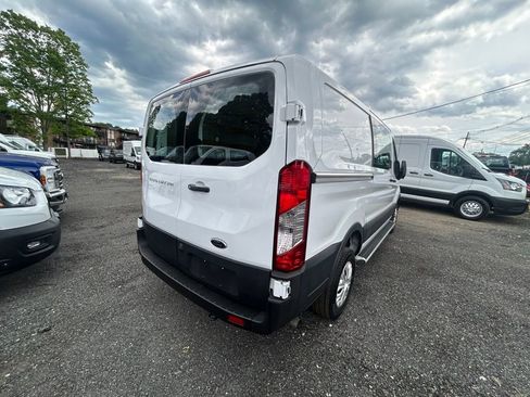 Used 2024 Ford Transit 250 Low Roof w/ Exterior Upgrade Package RWD image 12