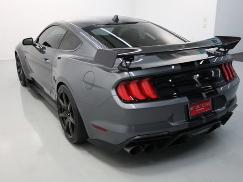 Used 2022 Ford Mustang Shelby GT500 w/ Carbon Fiber Track Pack RWD image 61