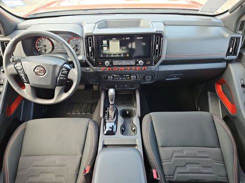 Certified 2025 Nissan Frontier Pro-X RWD image 12