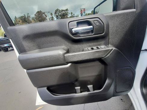 Used 2020 Chevrolet Silverado 1500 Custom Trail Boss w/ Custom Convenience Package image 20