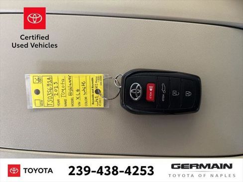 Certified 2025 Toyota Highlander XLE image 22