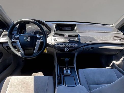 Used 2009 Honda Accord LX-P image 7