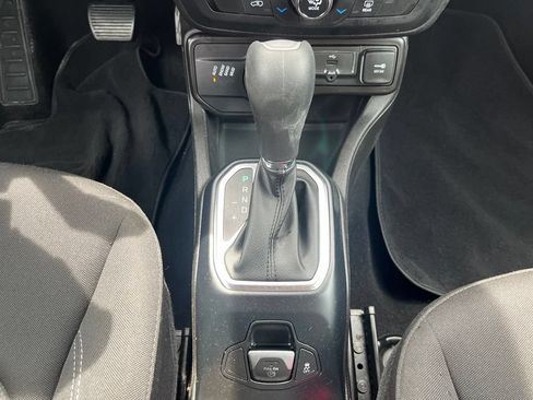Used 2021 Jeep Renegade Sport AWD/4WD image 15