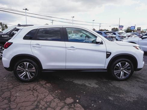 New 2025 Mitsubishi Outlander Sport ES image 4