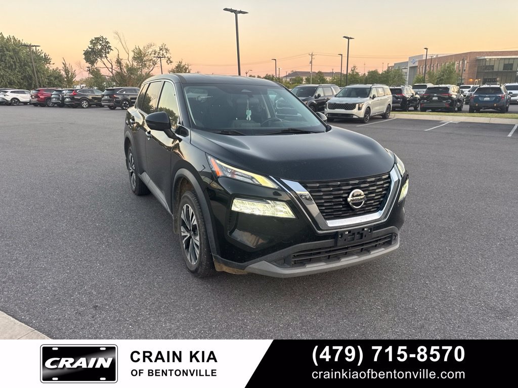 Used 2021 Nissan Rogue SV FWD image 12