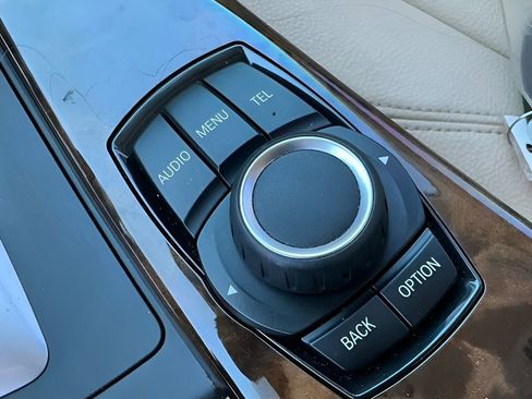 Used 2014 BMW 320i 320i image 34