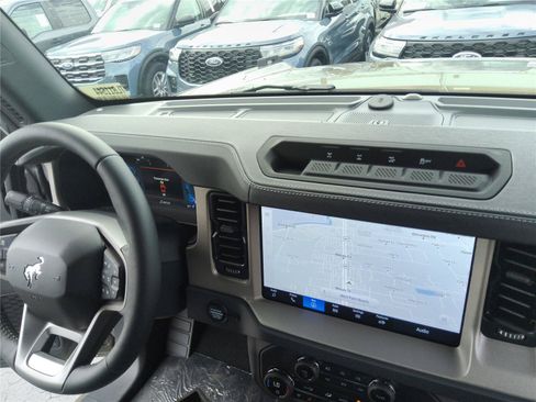 New 2026 Ford Bronco Outer Banks w/ Sasquatch Package AWD/4WD image 26