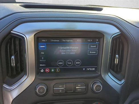 Used 2022 Chevrolet Silverado 2500 LT w/ Convenience Package image 16