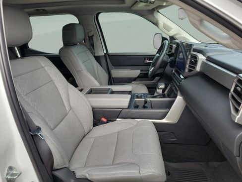 Used 2024 Toyota Tundra Limited image 7