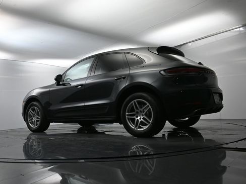 Certified 2021 Porsche Macan image 47