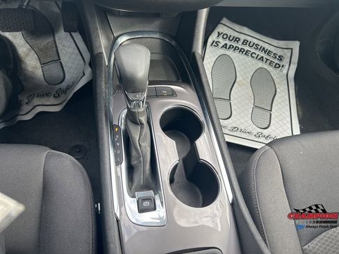 Used 2025 Chevrolet Malibu LT image 15