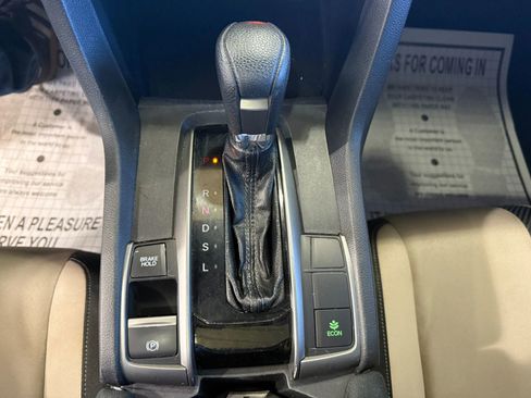 Used 2018 Honda Civic EX image 19